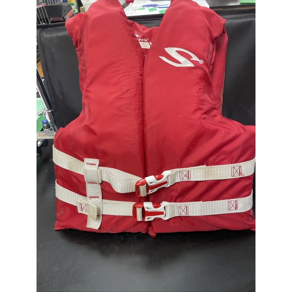 STEARNS BOATING SKI LIFE VEST CHILD FLOTATION  50-90 LBS RED